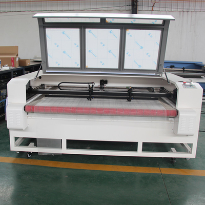 Máy cắt khắc laser da CNC 1610 cắt vải với hệ thống cấp liệu tự động hai đầu
